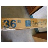 (1) Decorative Mirrors