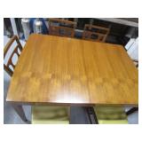 Dining Room Table & Chairs