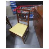 Dining Room Table & Chairs