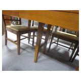 Dining Room Table & Chairs