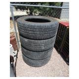 (4) LT265/60R20 Tires