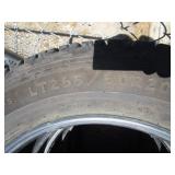 (4) LT265/60R20 Tires