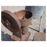 Vintage Oil Cans & Cream Separator Base