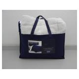 Queen- 3 Piece Quilt Set