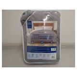 Queen Cooling Comforter