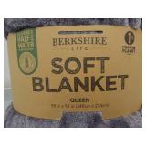 Queen Soft Throw Blanket