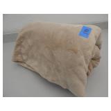 Twin Plush Throw Blanket