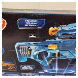 New Nerf Elite 2.0 Gun 8 Dart Rotating Drum Up To 90ft Detachable Barrel And Scope Great Fun!!