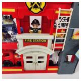 New Kid Connection Fire Station Play Set Lights And Sound 31 Pieces
