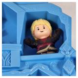 New Open Box Fisher-Price Little People Carry Along Castle Case Eight Little People 1.5-5 Inches