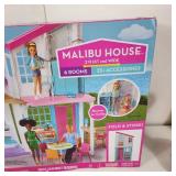 New Damaged Box Barbie Malibu House 6 Rooms 25+ Accessories Fold And Store Fully Furnished