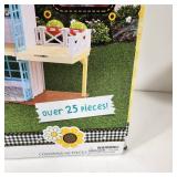 New Buzzby Farmhouse Honey Bee Acres Over 25 Pieces Damaged Package