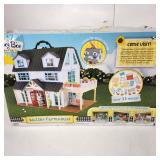 New Buzzby Farmhouse Honey Bee Acres Over 25 Pieces Damaged Package