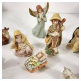 Beautiful Ceramic Nativity Set 11 Piece Excellent Condition