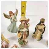 Beautiful Ceramic Nativity Set 11 Piece Excellent Condition