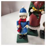 Lot Of Four Wooden Christmas Carolers Very Cute!  Great Condition