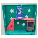 Miniature Polly Pockets Playsets With People & More