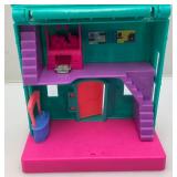 Miniature Polly Pockets Playsets With People & More