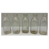 Vintage 6 Section Metal Quart Size Milk/Oil Bottle Carrier With Six Quart Size Milk Bottles Including Amber Colored