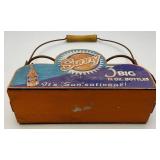 Vintage Sunny Soda Pop Holder With Vintage 7UP & Squirt Bottles