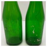 Vintage Sunny Soda Pop Holder With Vintage 7UP & Squirt Bottles