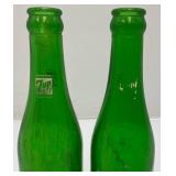 Vintage Sunny Soda Pop Holder With Vintage 7UP & Squirt Bottles