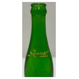 Vintage Sunny Soda Pop Holder With Vintage 7UP & Squirt Bottles