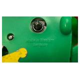 Vintage Kohler Plastic Wind Up Frog King (Works) No Key 3"