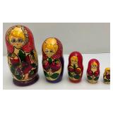 Vintage Russian Nesting Doll Set Largest Is 7" Tall