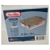 Misc. Totes With Lids  10 Gallon = 6 19 Gallon = 11 (Two Missing handles)