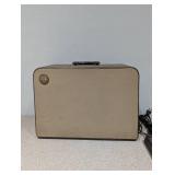 SINGER VINTAGE SOWING MACHINE W/ FOOT PEDDLE