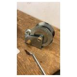 Reese 1500 lb Capacity Trailer Winch