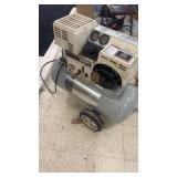 Craftsman 2 HP Air Compressor Paint Sprayer with Hoses