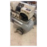 Craftsman 2 HP Air Compressor Paint Sprayer with Hoses