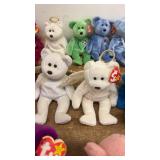 Collection of 22 Beanie Baby Bears - Various Designs