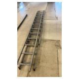Set of 2 Aluminum Extension Ladders