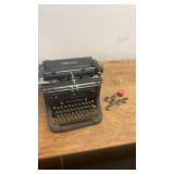 Vintage Underwood Typewriter with Extra Typeballs