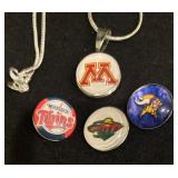 Minnesota Vikings, University of Minnesota Golden Gophers, Minnesota Twins an Minnesota Wild Sterling Silver Snap Necklace