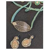 Gorgeous Green and Blue Tone Fashion Jewelry