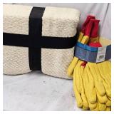 6 Pairs New Yellow Fleece Gloves and Chenille Throw Blanket