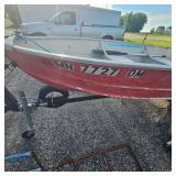 1976 Monarch Boat w/7.5hp Motor