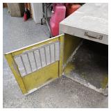 Large Dog Runner, Kennel Crate for Back of Truck-Metal