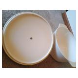Vintage MCM Corning Ware Large Buffet Server Bowl w/Lid