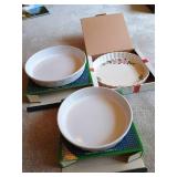 Three Quiche Dishes w/Boxes