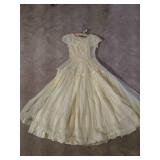 Vintage 1940s Wedding Dress