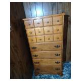 Beautiful Vintage Maple Chest of Drawers