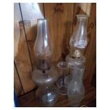 (2) Hurricane Lamps & (2) Extra Chimneys
