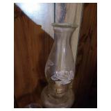 (2) Hurricane Lamps & (2) Extra Chimneys