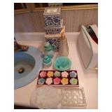 Vintage Soap Dishes & Bath Set