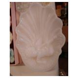 Vintage Soap Dishes & Bath Set